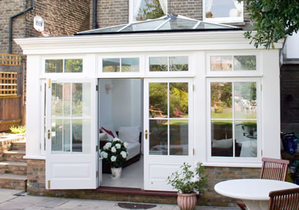 Orangery in Clapham, London opens up back of house for family living area